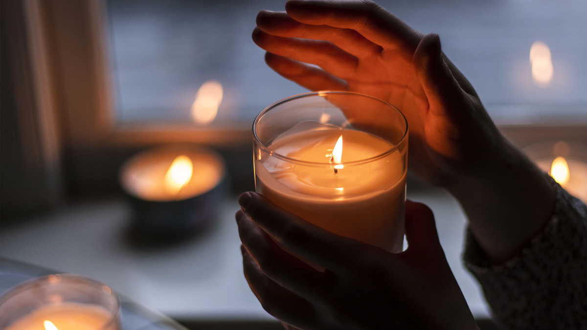 The Best Emergency Candles for Prepping and Survival