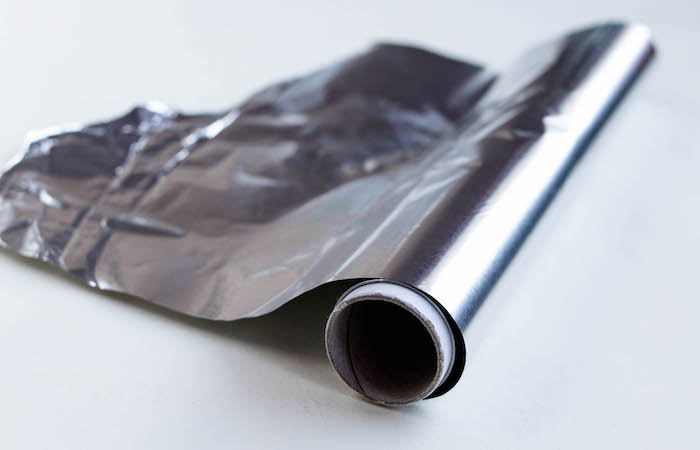 roll of aluminum foil